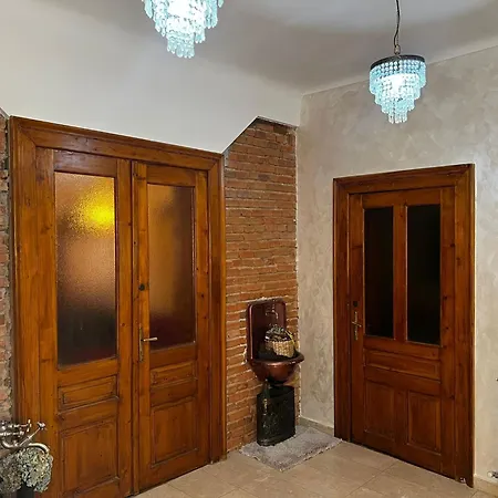 Vintage Luxury Old Apartment