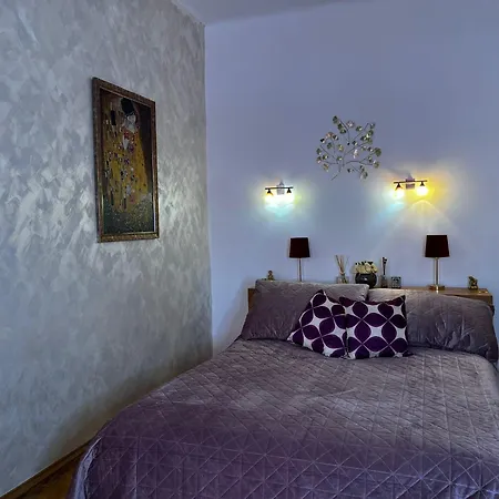 Vintage Luxury Old Apartment