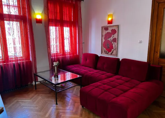 Vintage Luxury Old Apartament